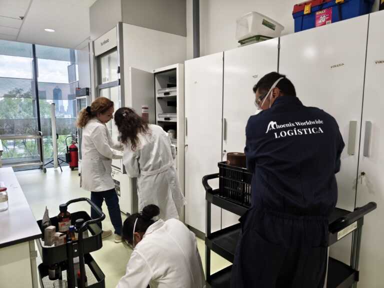 Almacenamiento de reactivos Químicos Phoenix Worldwide Logistics Colombia